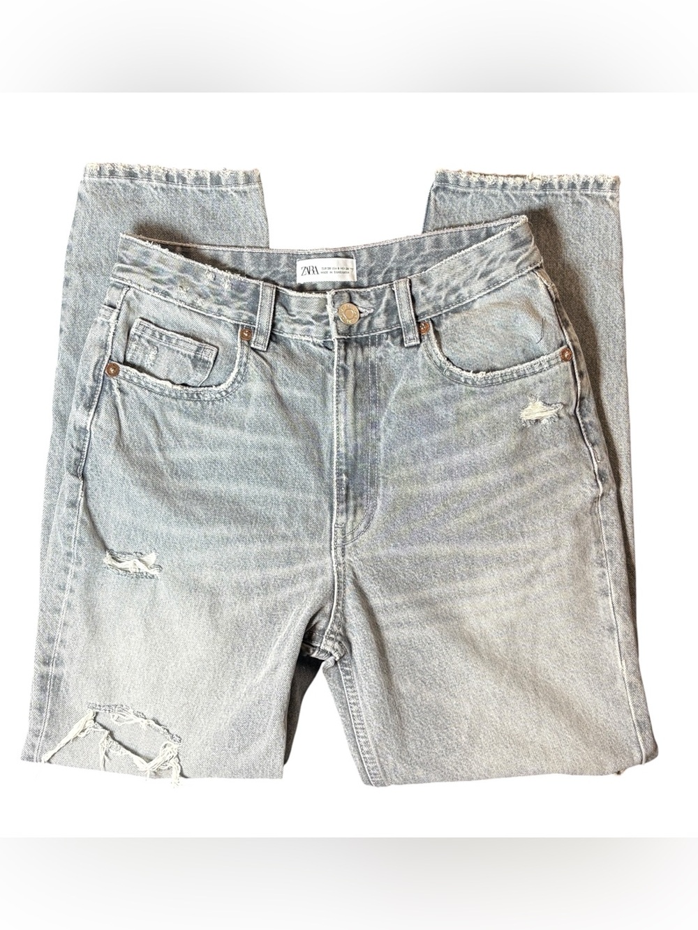 Zara Light Wash Distressed Mom Jeans Size 6 Ripped Straight Leg Denim